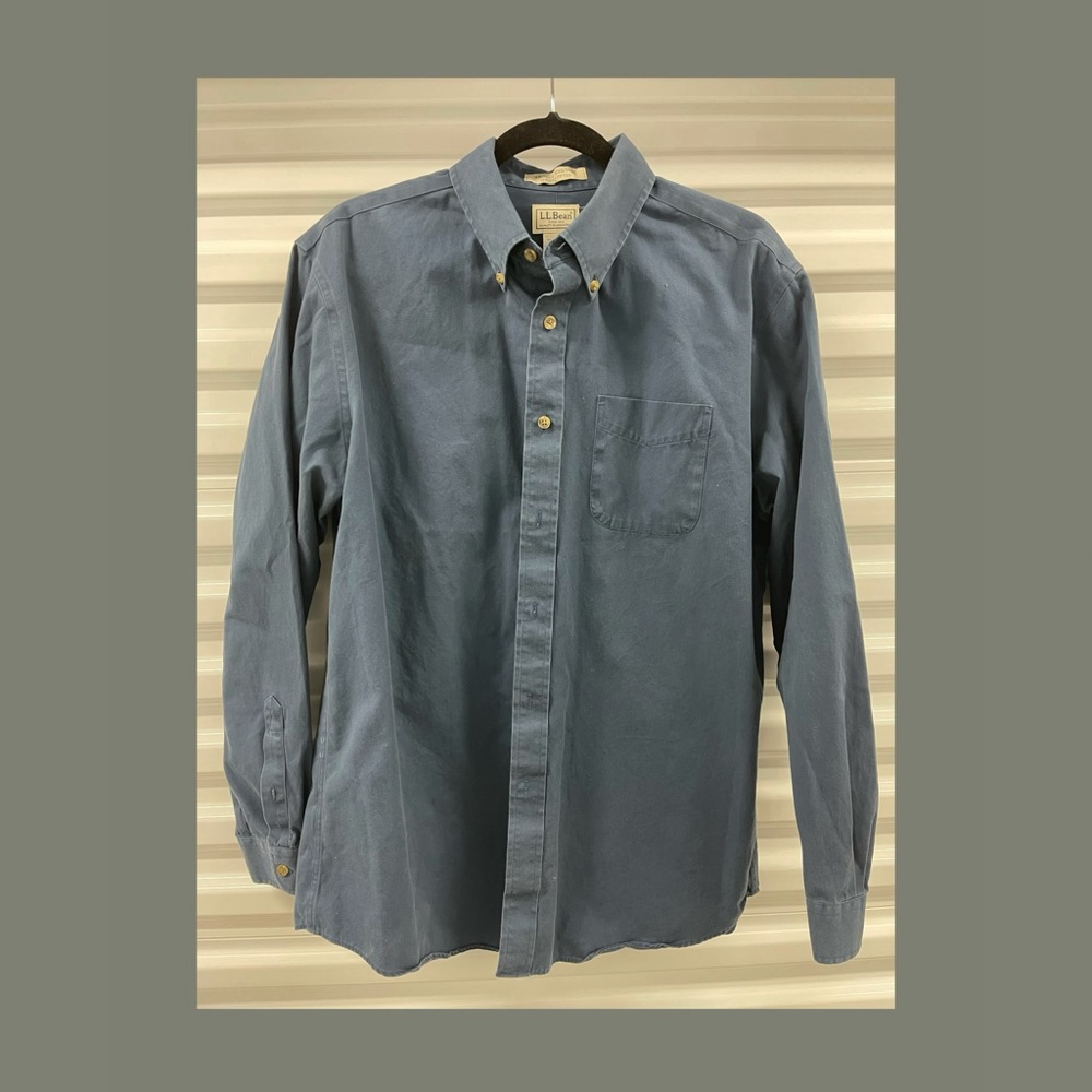 VINTAGE Men’s L.L. Bean Light Blue Oxford